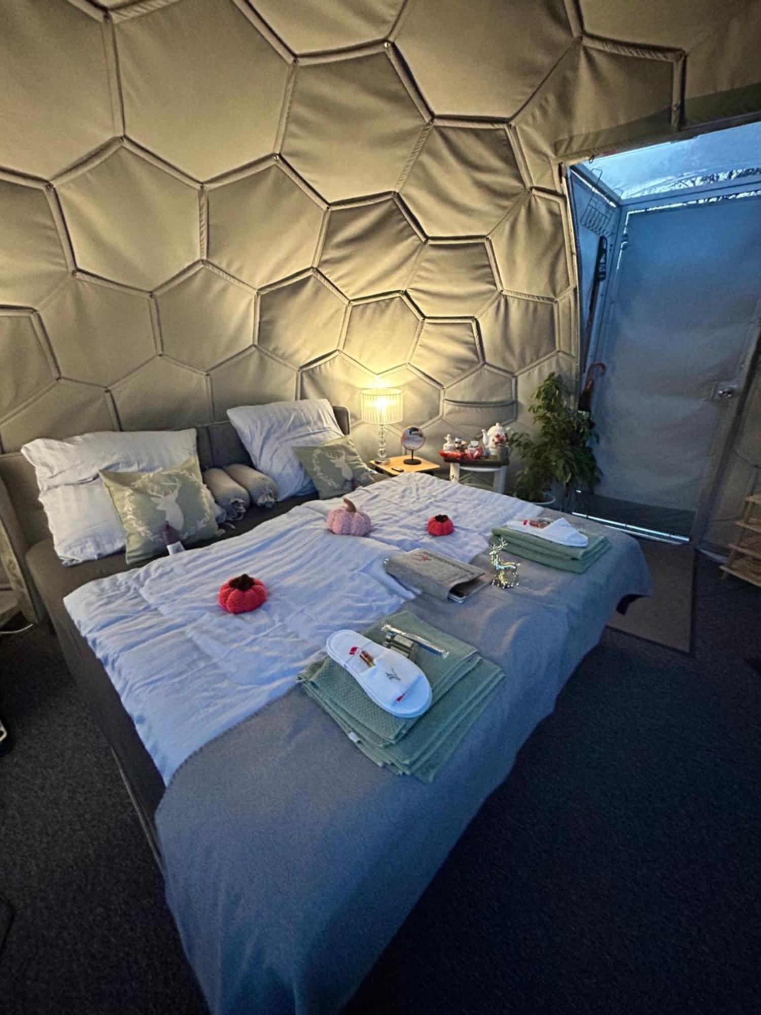 Luxuszelt Eco Iglu The Secret Of Comfort 5 Stars *